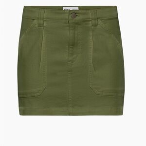 Aritzia never worn cargo skirt